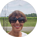 tina laghaee profile picture
